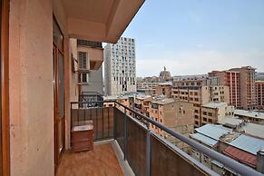 Apartment by Luxe Group DI888