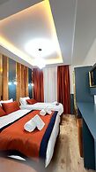 Taksim Crown Hotel