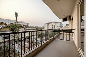 Royal Studio Golf Course Road