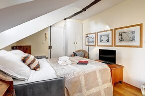 Comfortable 1BR in Latin Quarter