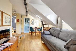 Comfortable 1BR in Latin Quarter