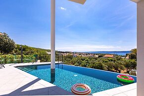 Luxury Villa 45 With Infinity Pool