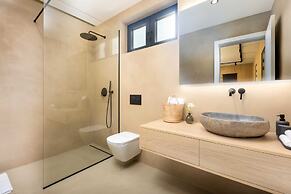 Luxury Villa 45 With Infinity Pool