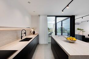 Luxury Villa 45 With Infinity Pool
