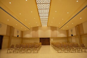Tuskers Hill Banquets by Poppys