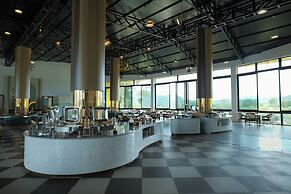 Tuskers Hill Banquets by Poppys