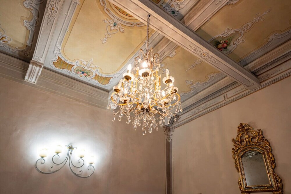 Avignonesi - Tuscan Palace