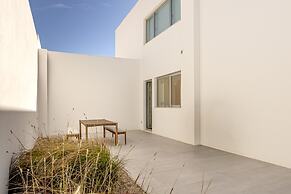 Ericeira Modern & Bright by Homing