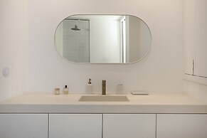 Ericeira Modern & Bright by Homing