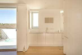 Ericeira Modern & Bright by Homing