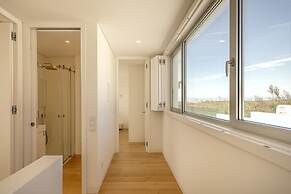 Ericeira Modern & Bright by Homing
