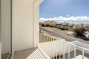 Ericeira Modern & Bright by Homing