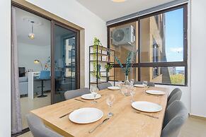 Polka 2BR Apartment in Batroun