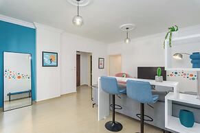 Polka 2BR Apartment in Batroun