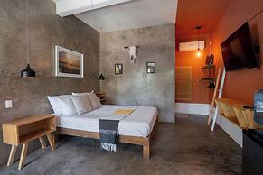 Sayula Home