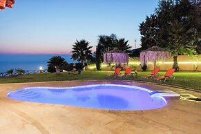 Atlas Villa Beachfront Sea View Escape