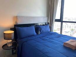 2 Bed Room Great Location & Pool