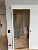 Apartment - Sleeps 3 & Great Location