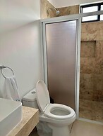 Confortable con excelentes amenidades.