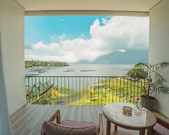 Tribhuwana Padma Lake Resort