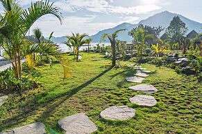 Tribhuwana Padma Lake Resort