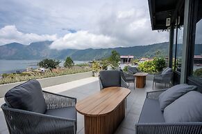 Tribhuwana Padma Lake Resort
