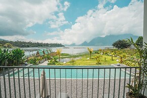 Tribhuwana Padma Lake Resort