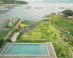 Tribhuwana Padma Lake Resort