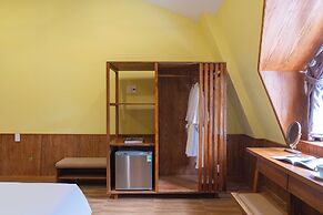 Moon Garden Hotel