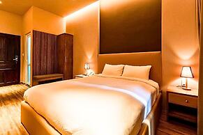 Moon Garden Hotel