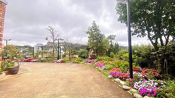 Moon Garden Hotel