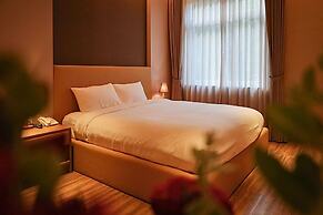 Moon Garden Hotel