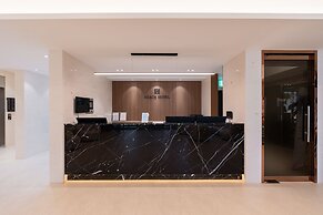 Pohang Yeongildae Beach Hotel
