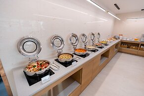 Pohang Yeongildae Beach Hotel