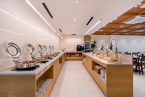 Pohang Yeongildae Beach Hotel