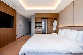 Pohang Yeongildae Beach Hotel