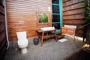 Waras Villa