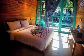 Waras Villa