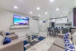 Ala Wishes Luxury Condo