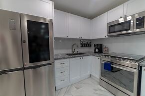 Ala Wishes Luxury Condo