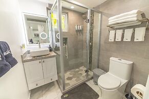 Ala Wishes Luxury Condo