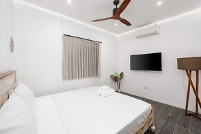 Aidan Beachfront Suites 5Bed Lamai KBR28
