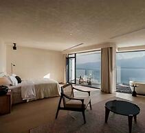 YS Seaview Hotel