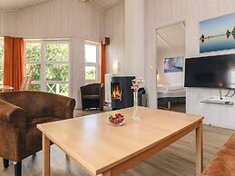 4 Star Holiday Home in Friedrichkoog
