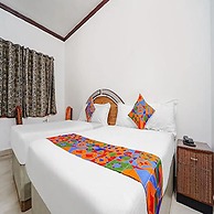Hotel Orchid Inn