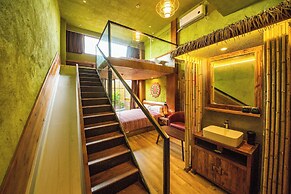 26Life Nationality Inn