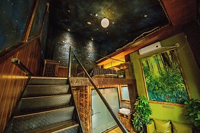 26Life Nationality Inn