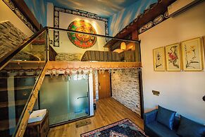 26Life Nationality Inn