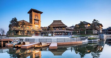 26Life Nationality Inn