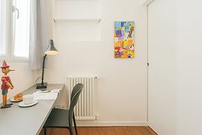 Como Volta Square With Terrace by Rent all Como